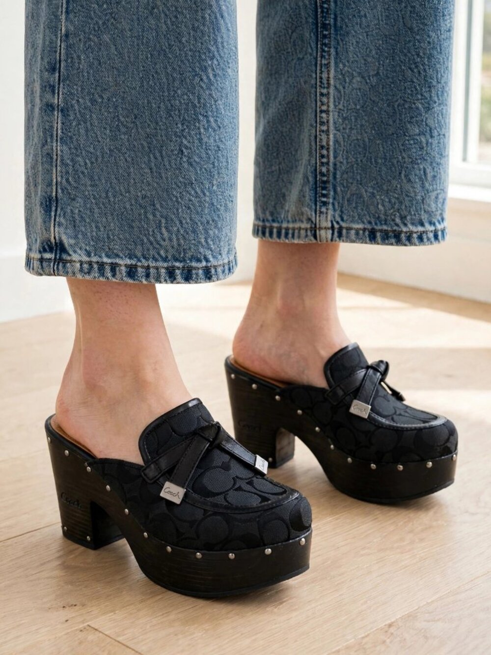 Coach Tanya Y2K Black Signature Clog Mules 6B Never Worn